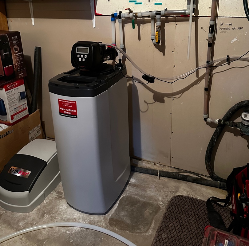 Modern wall-mounted gas water heater